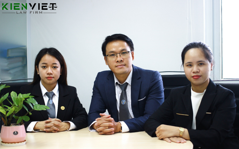 Luật sư tư vấn phân chia đất hộ gia đình