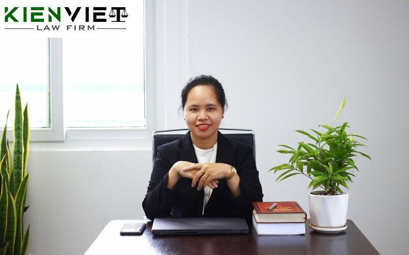 Luật sư hỗ trợ tư vấn về khởi kiện vụ án hành chính
