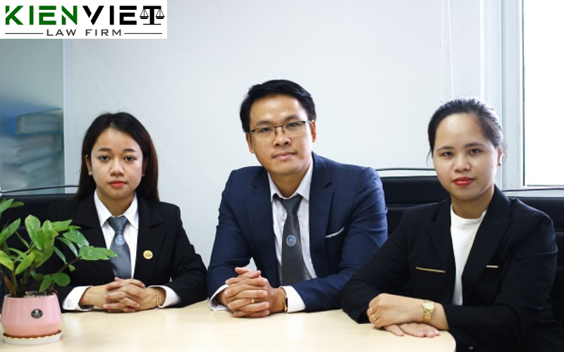 Luật sư tư vấn về các hành vi vi phạm tại đền, chùa